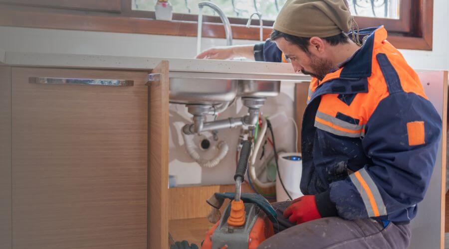 Professional Water heater repair in Eastpointe, MI